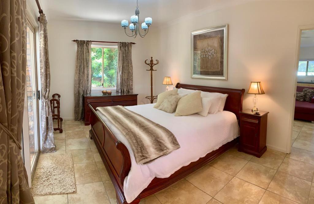 River Gum Luxury Bed And Breakfast Diddillibah Eksteriør billede